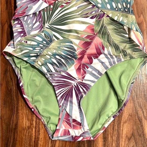 Bleu Rod Beattie It’s A Breeze Plunge Drape One Piece - Picture 8 of 15